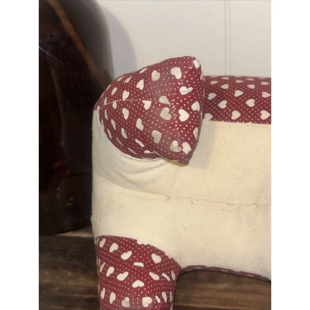 Quilted Piglet Burgundy With Pink Hearts Pillow/plush 11x7.5